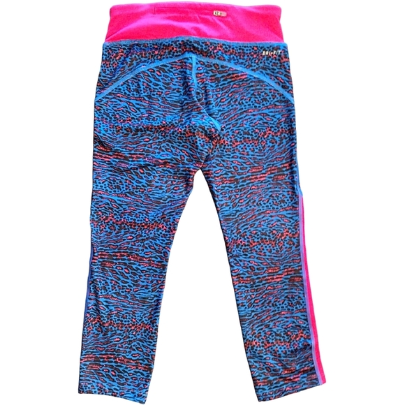 NWT Nike Dri-Fit Racer Leopard Print Capri Leggings, Size XS, Blue/Pink/Black - Picture 3 of 9